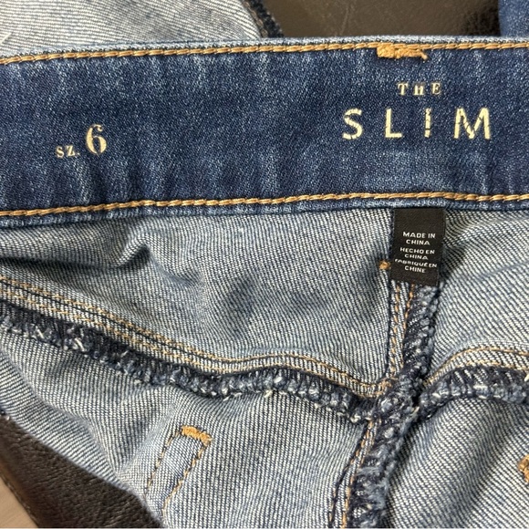 White House Black Market Dark Blue The Slim Jeans - Picture 12 of 16
